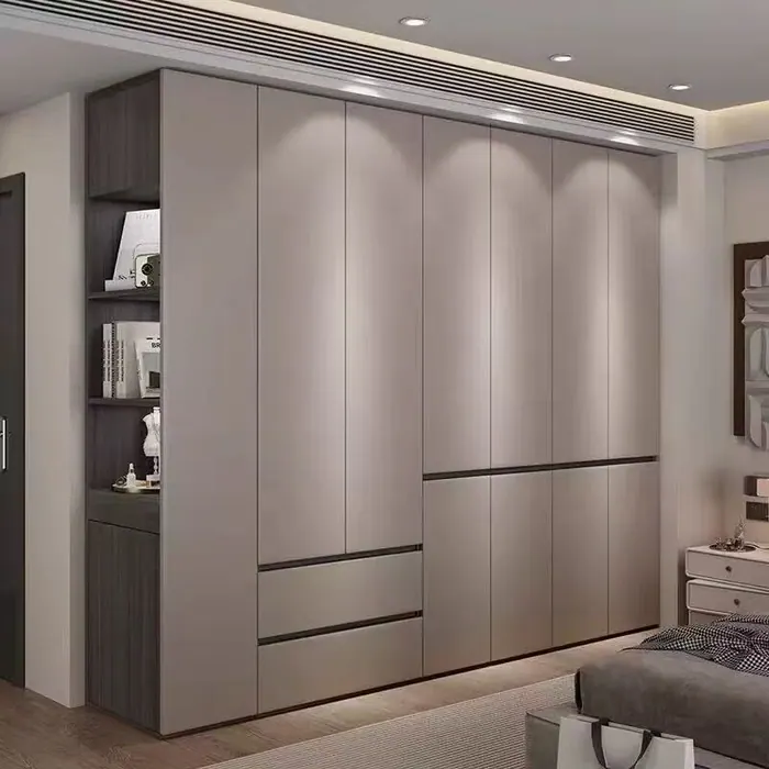 Built-in wardrobe with side display shelves