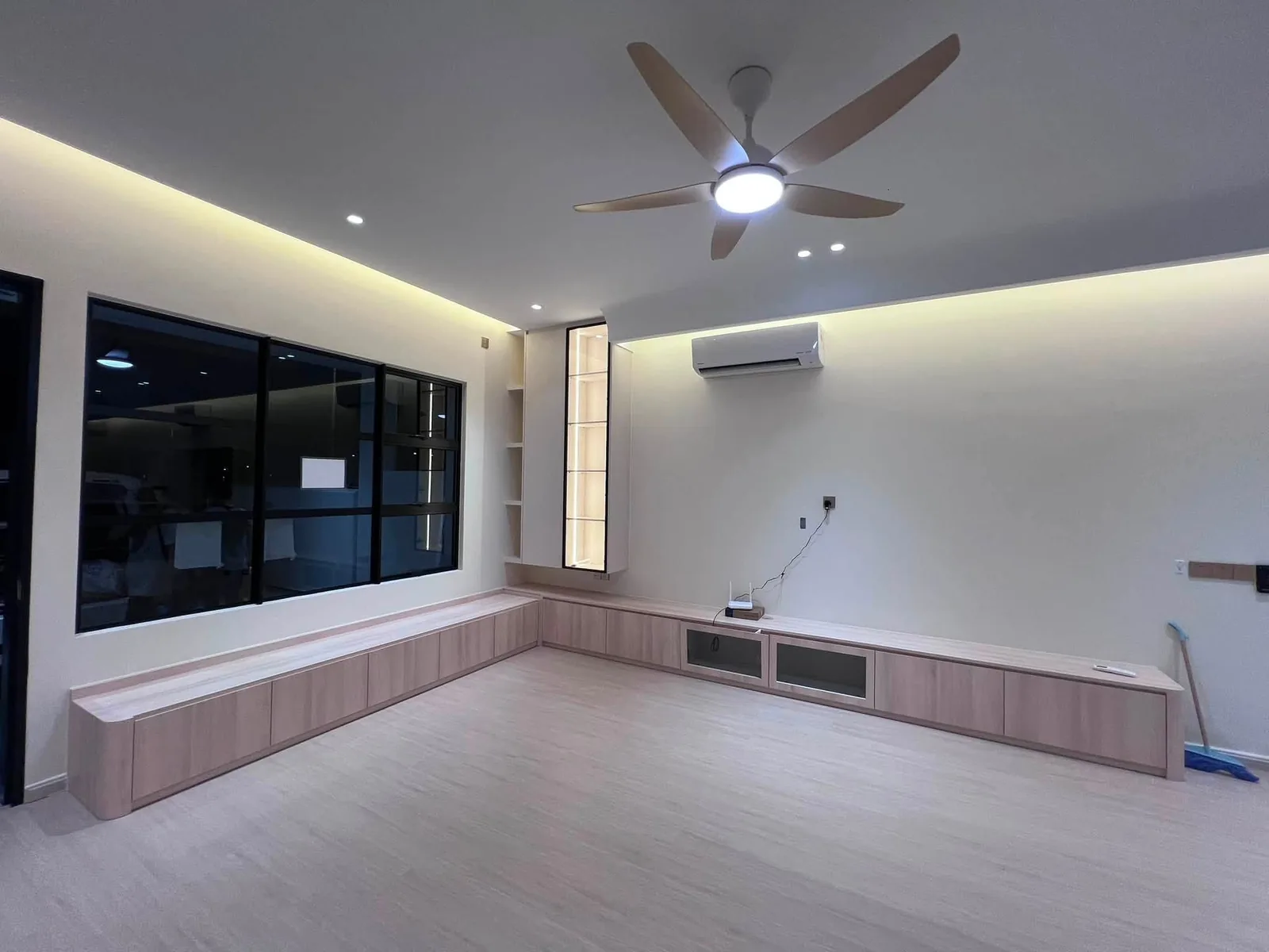Living Hall TV Feature Wall & L-Shape Media Console — Johor Bahru